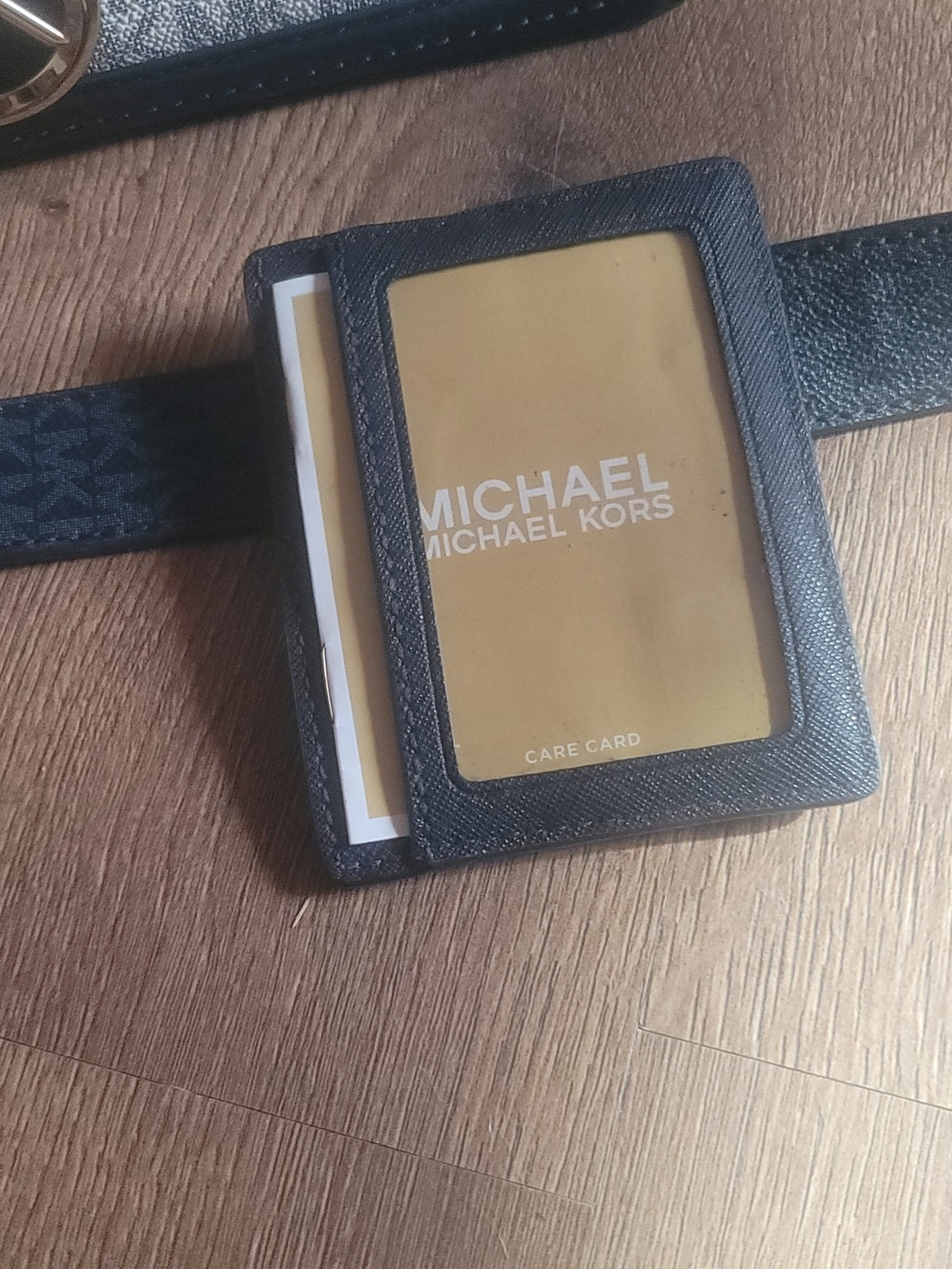 💙🤍💙🤍Michael Kors Navy and White MK Signature Crossbody Bag - Picture 2 of 11